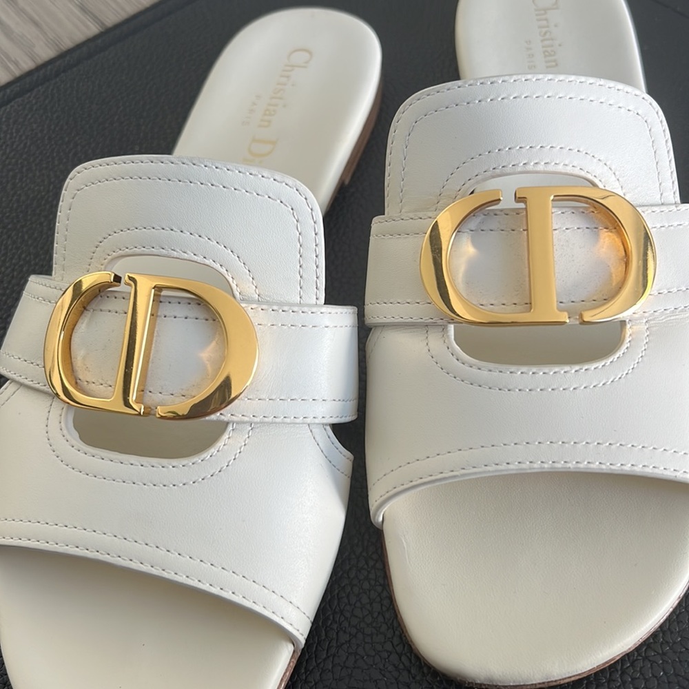 DIOR Montaigne Mule in Calfskin off white size 8.5 - Picture 4 of 7